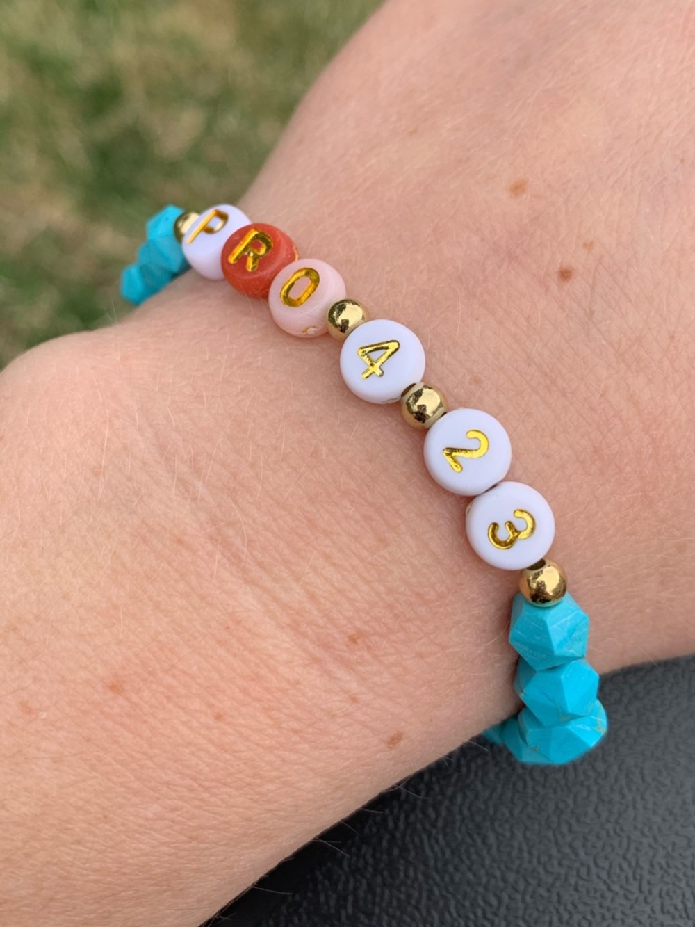 {Handmade} Proverbs 4:23 Beaded Bracelet